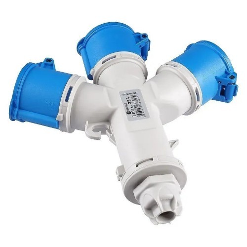 Adaptador industrial 3 salidas 2P+T 32A 230V IP44 con entrada cable - 1