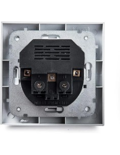 Toma de corriente +2 USB empotrada TT 2P+T 16A 250V Famatel 9239 - 5 2