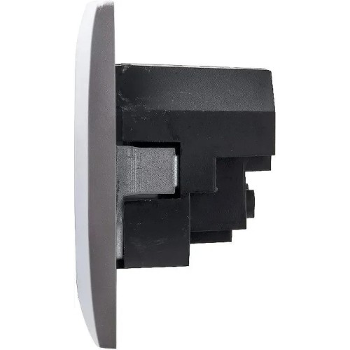 Toma de corriente +2 USB empotrada TT 2P+T 16A 250V Famatel 9239 - 4