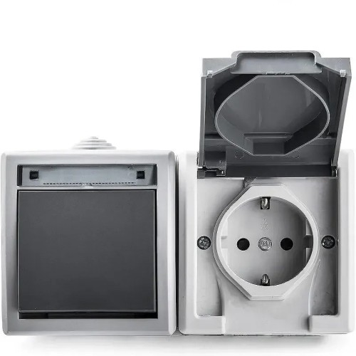 Conmutador + base de superficie estanco IP55 Famatel 19081 - 2