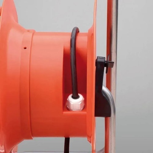 Enrollacable 3 tomas 2P+T 16A 30m Famatel 30002 IP67  - 3 Enrollacable 3 tomas 2P+T 16A 30m Famatel 30002 IP67  - 3