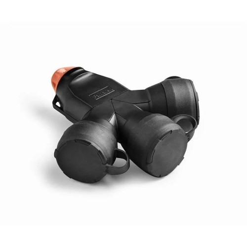 Adaptador triple con tapa goma 16A TT IP44 Famatel 187G - 1