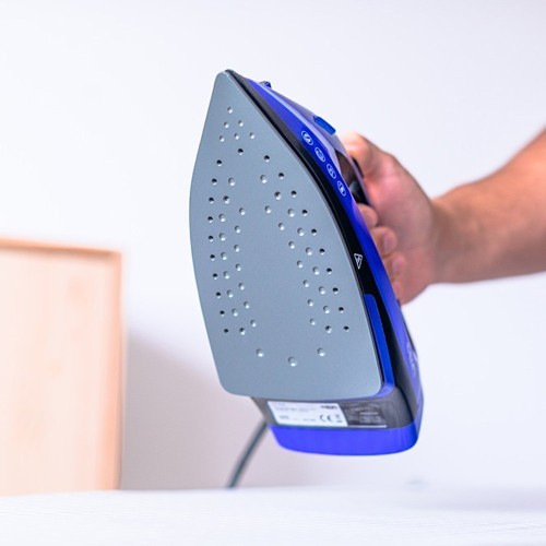 Plancha De Vapor Profesional EDM 2000W Azul 07713 Plancha De Vapor Profesional EDM 2000W Azul 07713