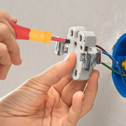 Destornillador Plano Aislado VDE 0,5x3x100mm Workpro 21106