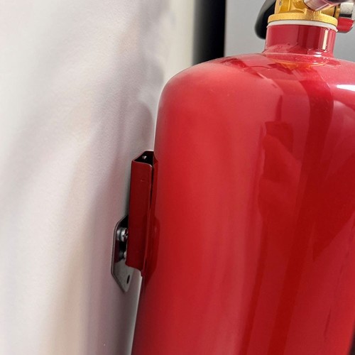 Placa Con Gancho Zinc 6 Kg CG14 EDM