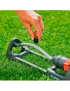 Aspersor Oscilante Polipropileno Metal 90A220m² 13mX17m Gardena 2