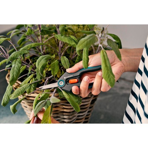 Tijera De Corte Con Pinza Acero Inoxidable Mango Ergonómico Gardena Tijera De Corte Con Pinza Acero Inoxidable Mango Ergonómico Gardena