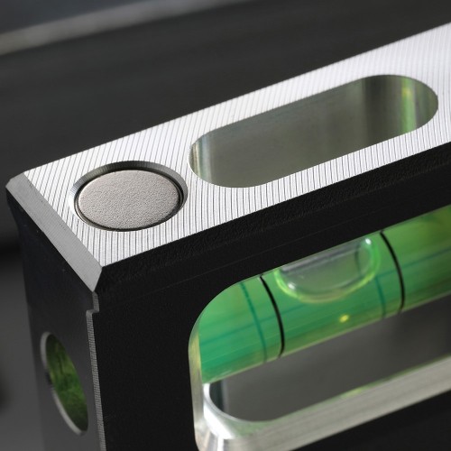 Nivel Torpedo Aluminio 23cm 4 Burbujas Imán Neodimio Toughbuilt