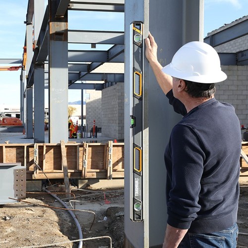 Nivel Magnético Aluminio 120cm Burbuja Iluminada Imán Led TOUGHBUILT